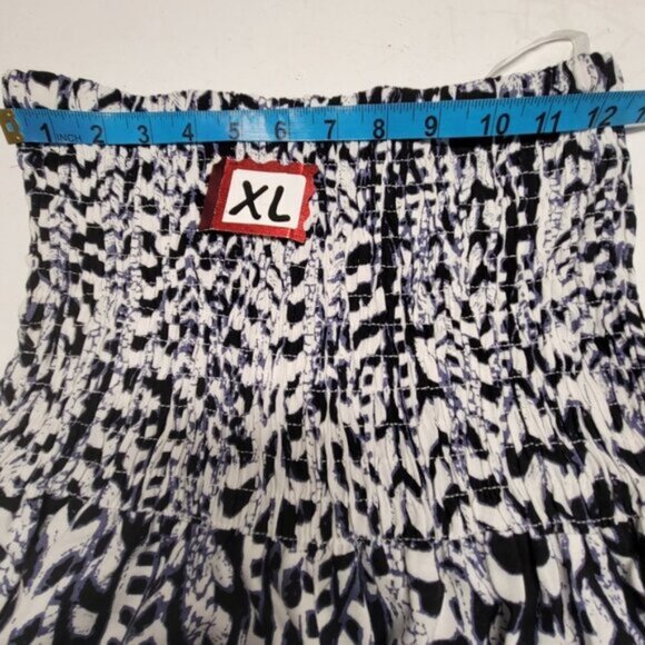 Strapless Smocked Jumpsuit Romper Black and White - Size M, Size XL - Picture 10 of 16